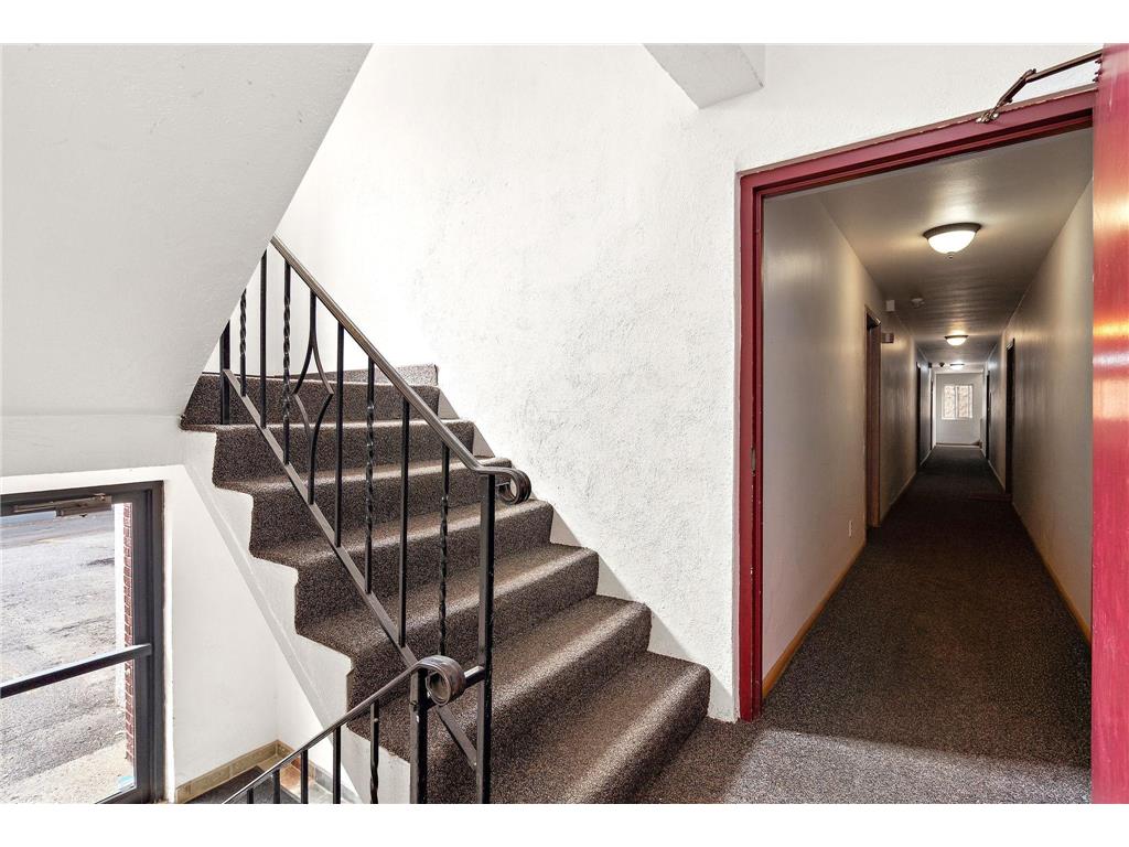 2112 Garfield Avenue #14 Minneapolis MN 55405 7061722 image16