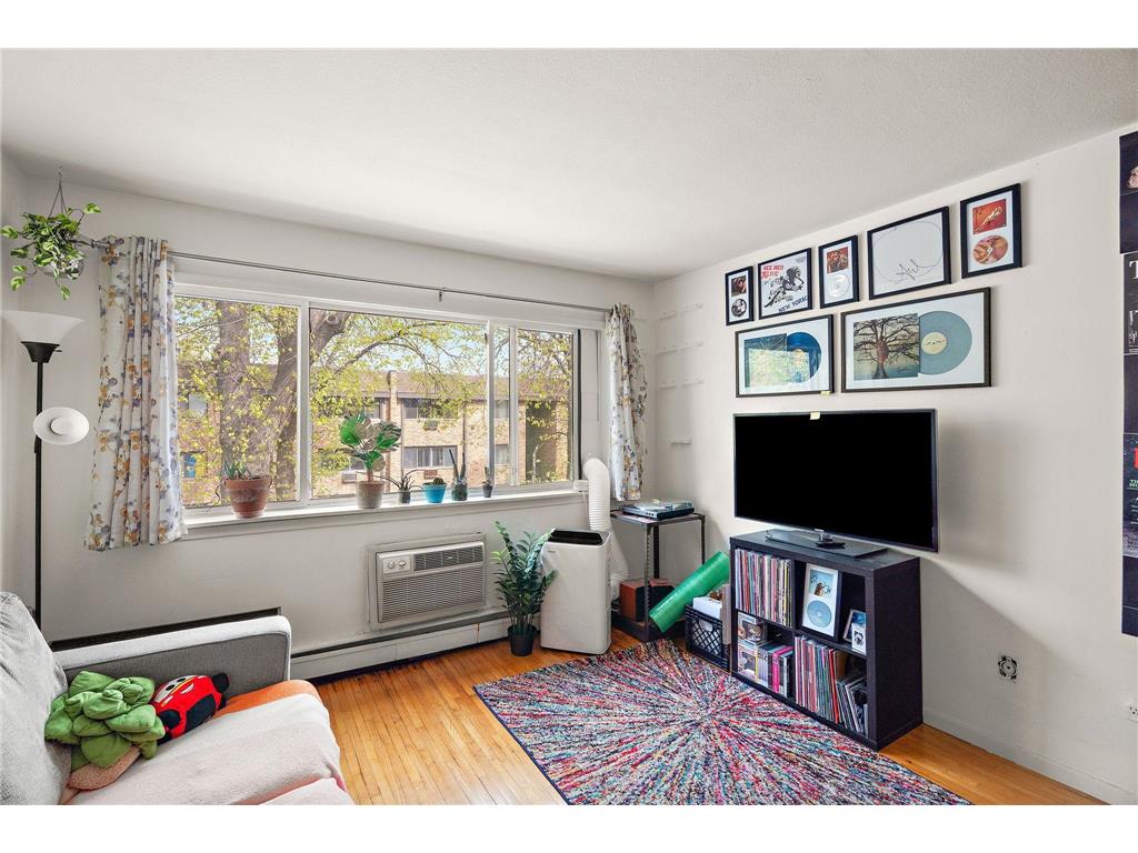 2112 Garfield Avenue #14 Minneapolis MN 55405 7061722 image9