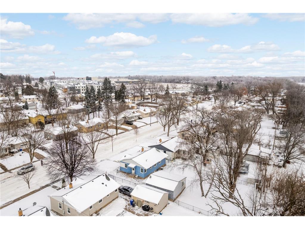 2112 Hawthorne Avenue E Saint Paul MN 55119 6824327 image25