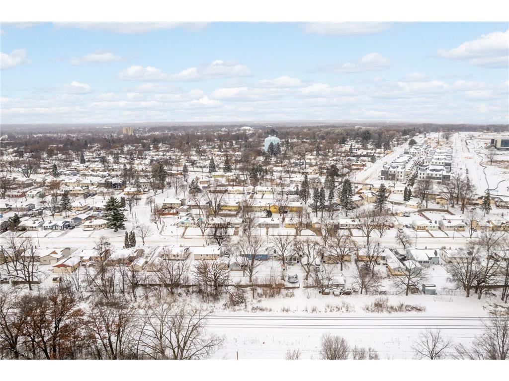 2112 Hawthorne Avenue E Saint Paul MN 55119 6824327 image27