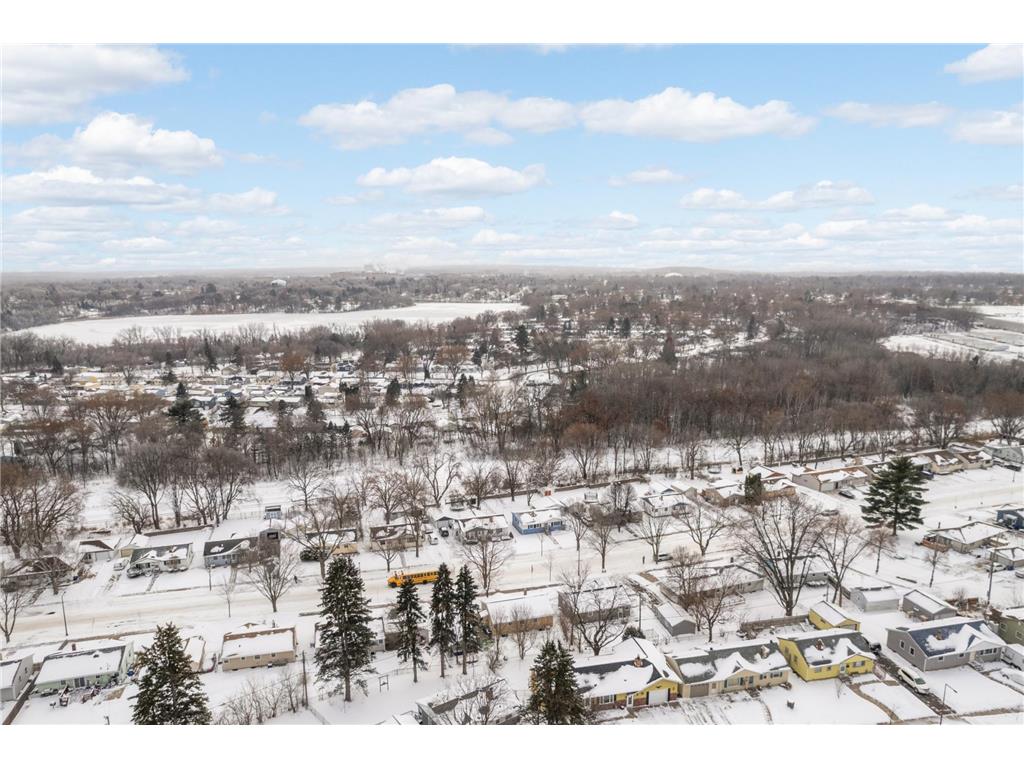 2112 Hawthorne Avenue E Saint Paul MN 55119 6824327 image3