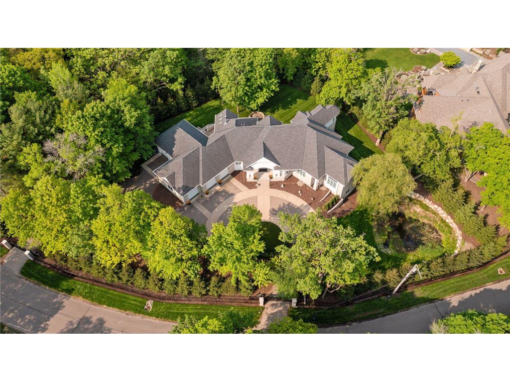 2112 Meeting Street Minnetonka MN 55391 7057183 image1