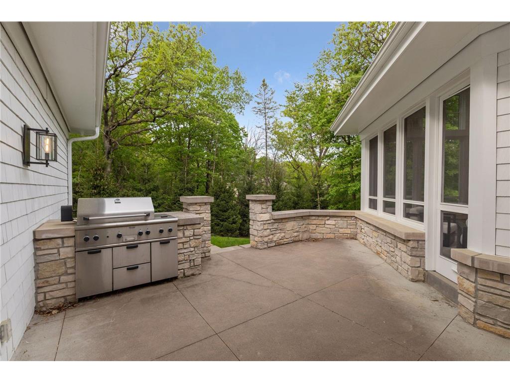 2112 Meeting Street Minnetonka MN 55391 7057183 image43