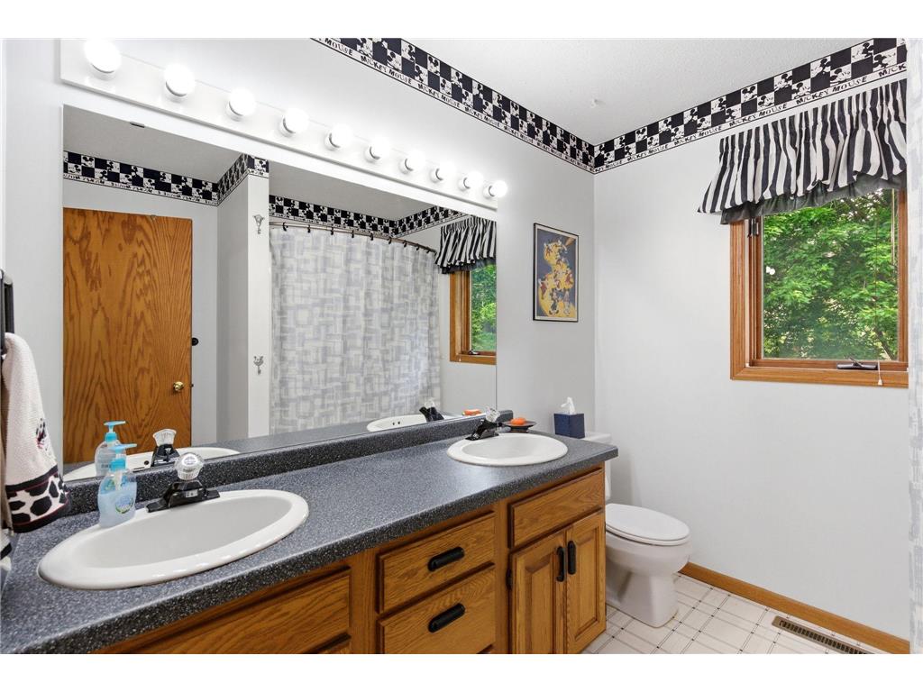 2112 Parkwood Hills Drive NE Rochester MN 55906 7079824 image36