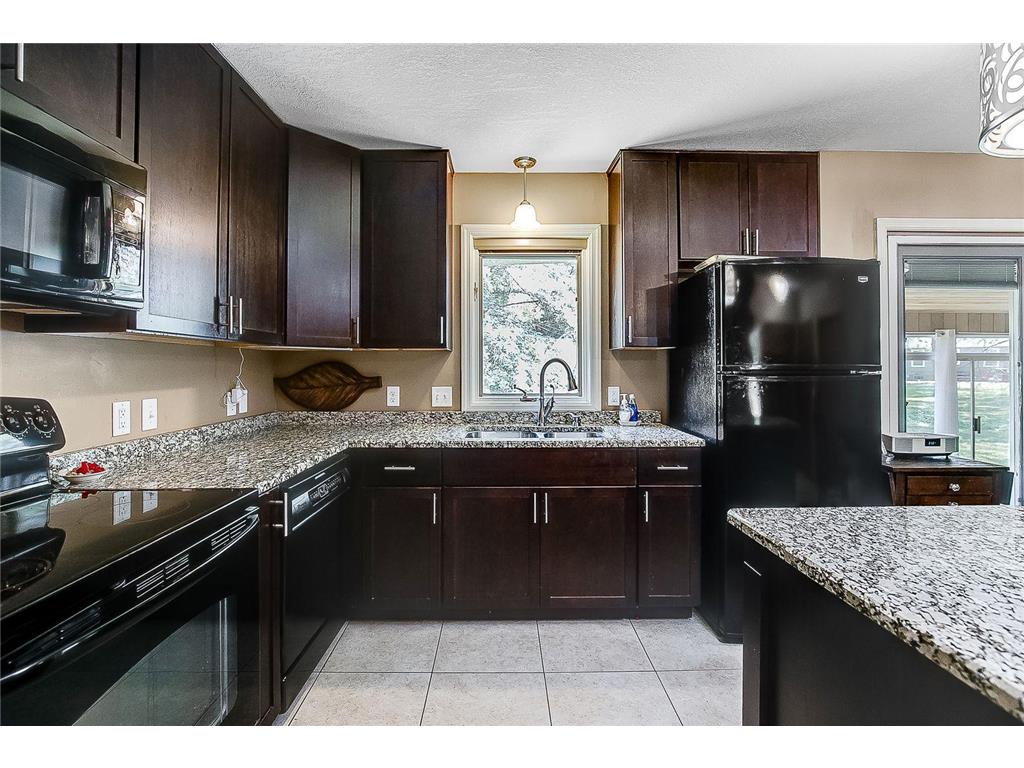 2112 Spruce Place White Bear Lake MN 55110 6371768 image1