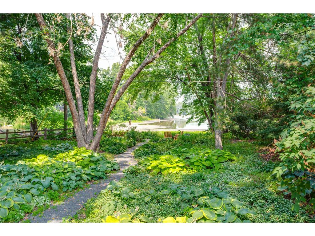 2112 W 89th Street Bloomington MN 55431 - Penn 6406144 image1