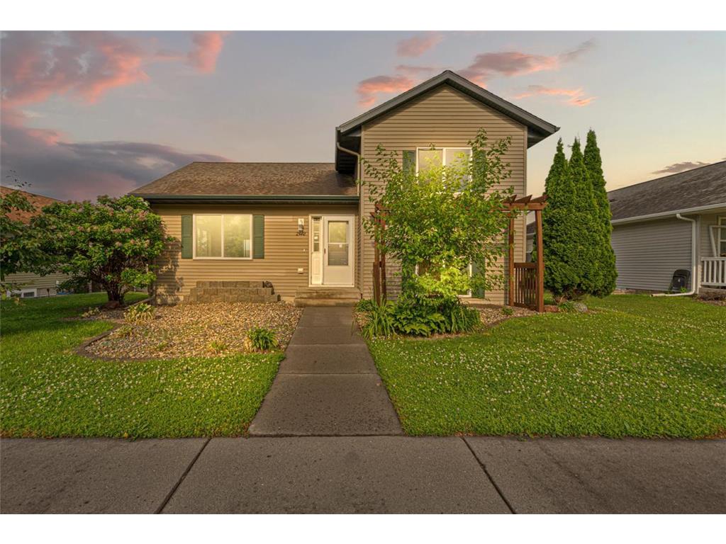 2112 York Street Saint Peter MN 56082 6751806 image1