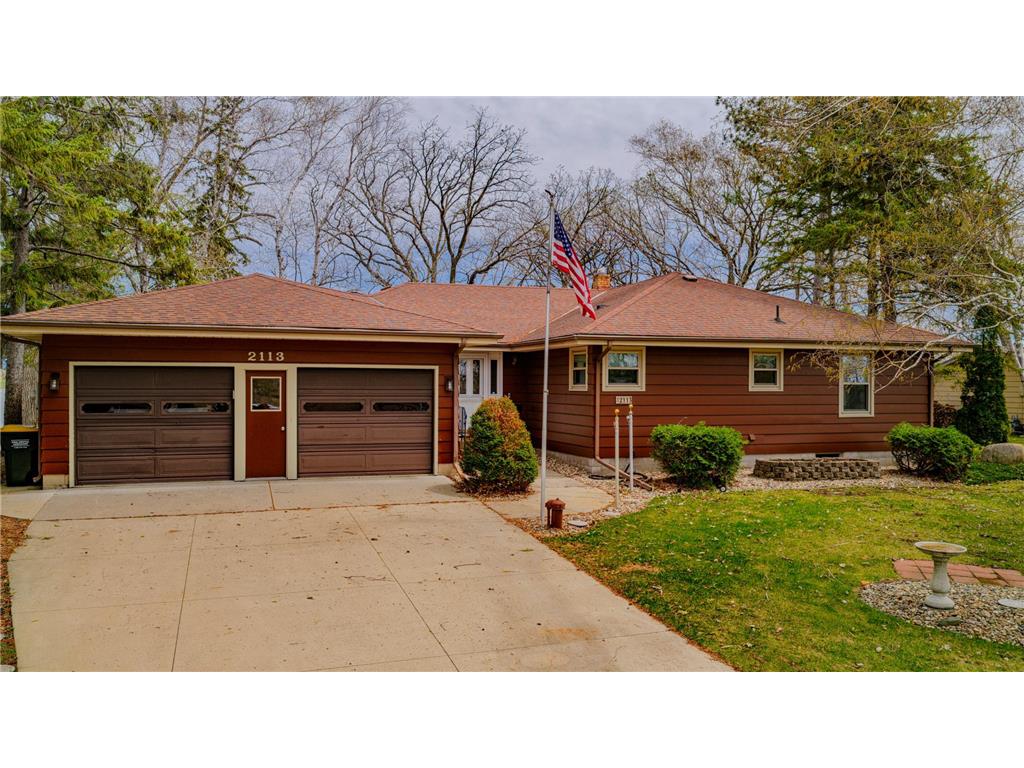2113 Country Club Drive NE Willmar MN 56201 - Willmar 6793028 image1