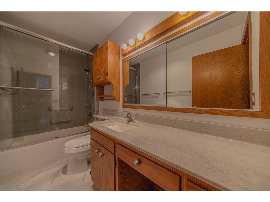 2113 Country Club Drive NE Willmar MN 56201 - Willmar 6793028 image9