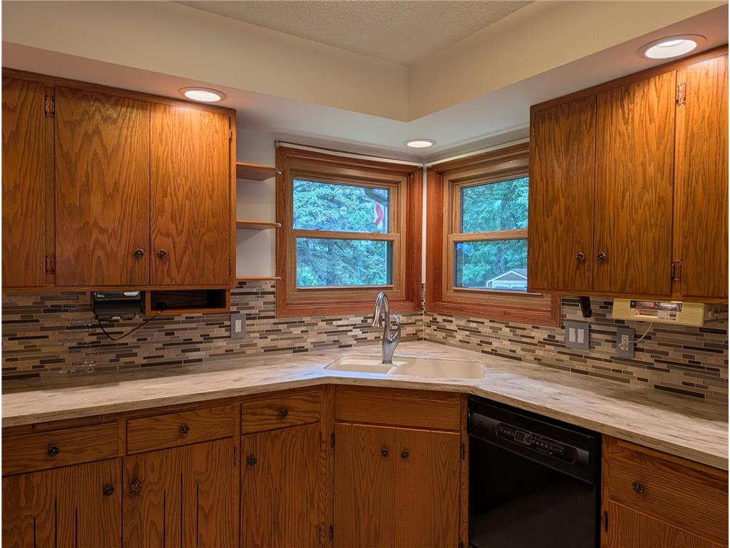 2113 Country Club Drive NE Willmar MN 56201 - Willmar 7104736 image16