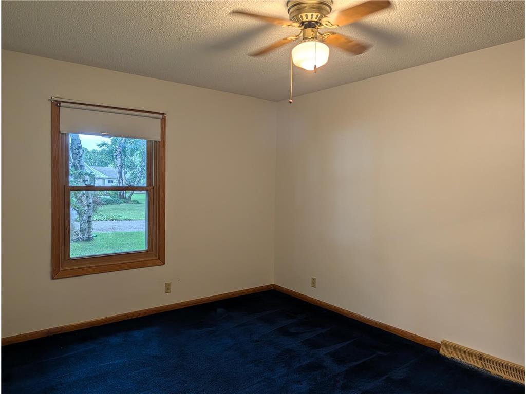 2113 Country Club Drive NE Willmar MN 56201 - Willmar 7104736 image32