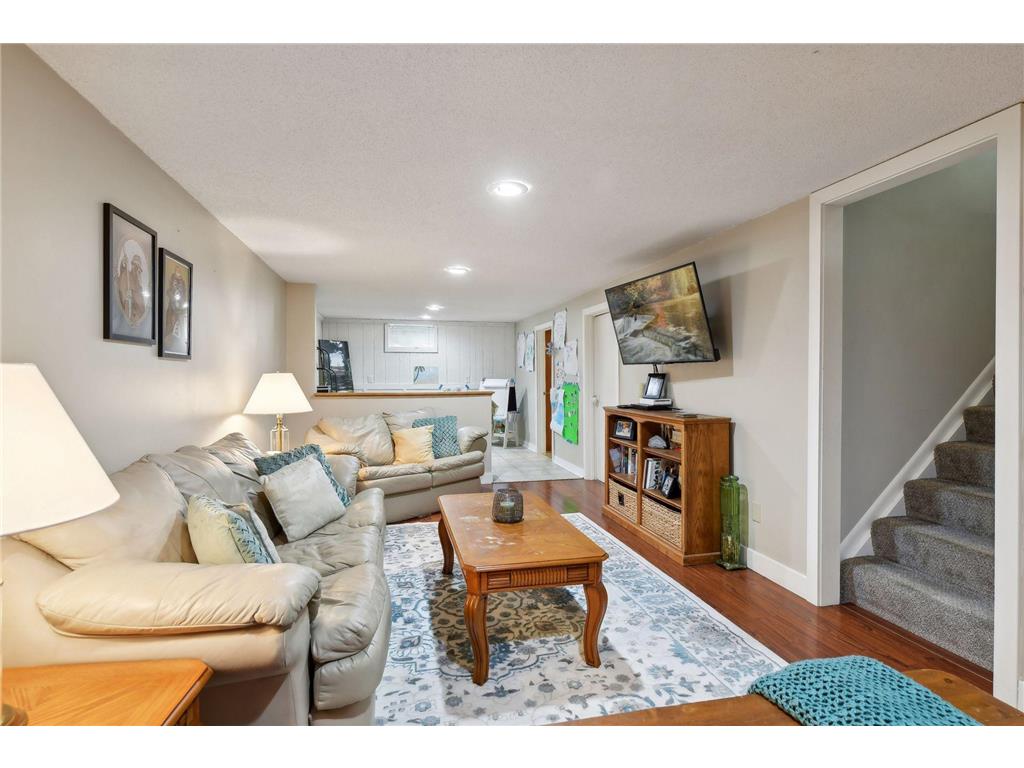 2113 E 86th Street, Bloomington, MN, 55425 | MLS: 6572380 | Edina Realty