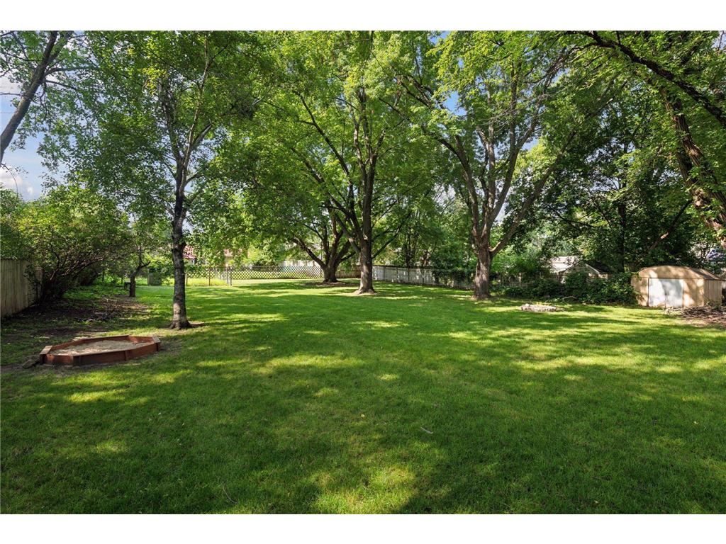 2113 E 86th Street, Bloomington, MN, 55425 | MLS: 6572380 | Edina Realty