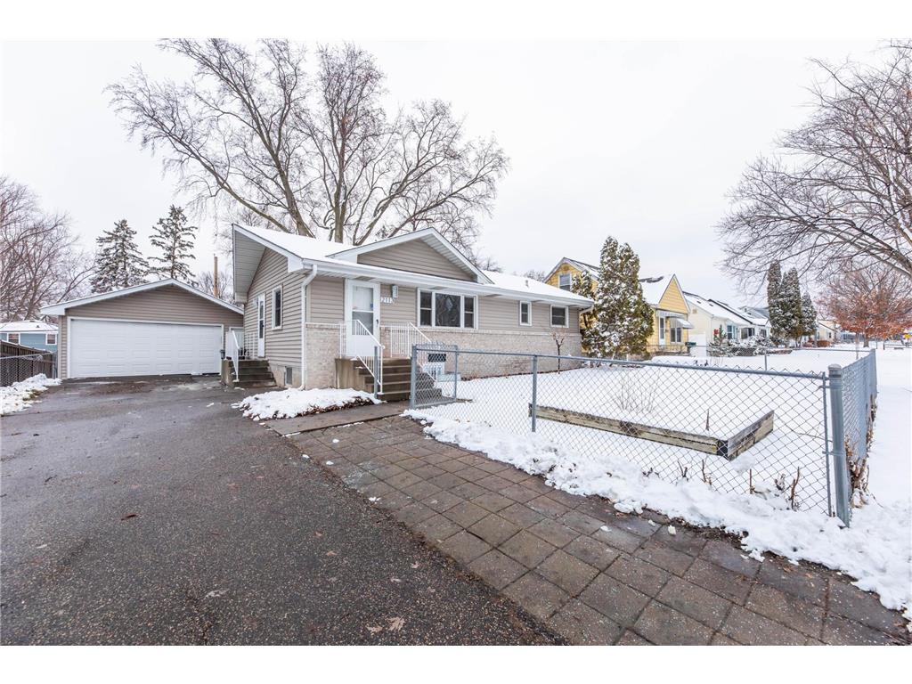 2113 Fairway Drive NE Columbia Heights MN 55421 7023729 image1