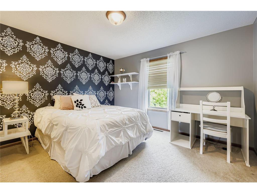 2113 Sandhill Drive Shakopee MN 55379 6778422 image18