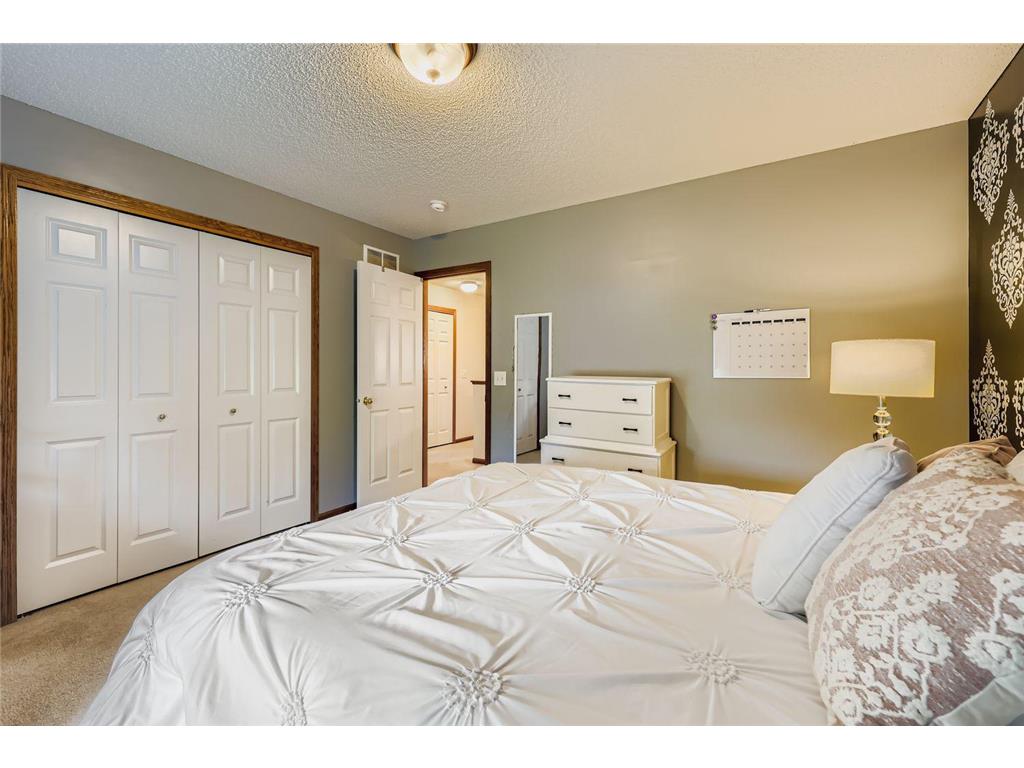 2113 Sandhill Drive Shakopee MN 55379 6778422 image19