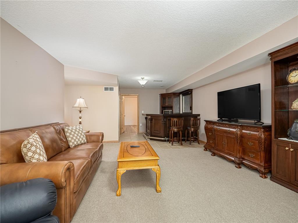 2113 Village Terrace Bloomington MN 55431 6766352 image27