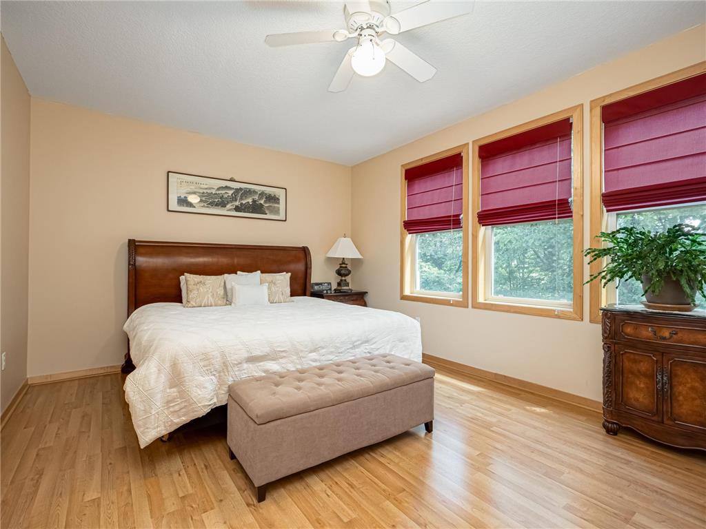 2113 Village Terrace Bloomington MN 55431 7003735 image12