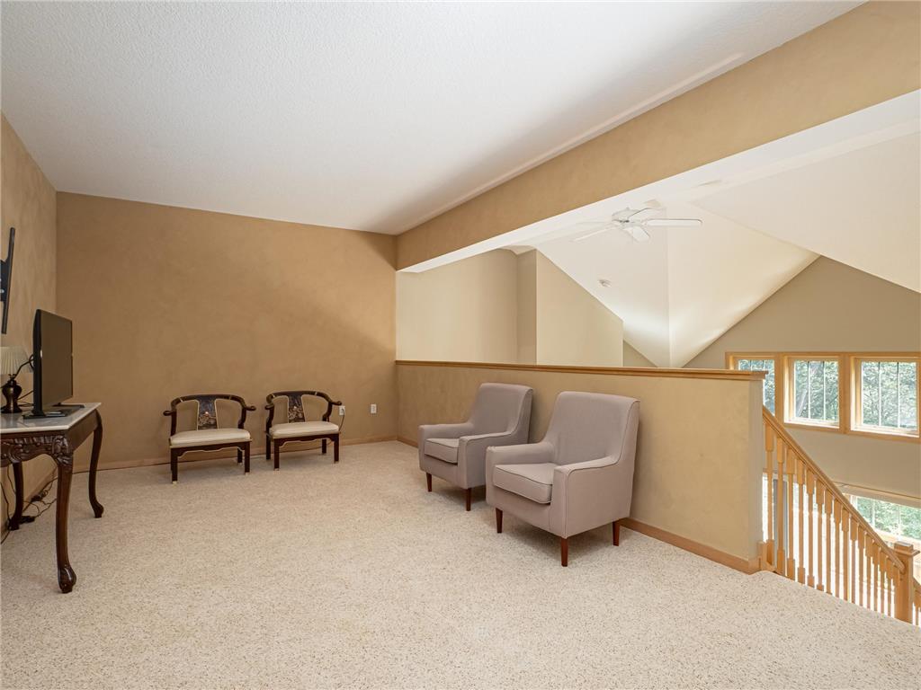 2113 Village Terrace Bloomington MN 55431 7003735 image20