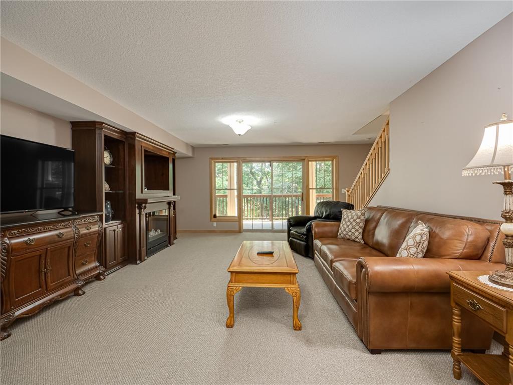 2113 Village Terrace Bloomington MN 55431 7003735 image25