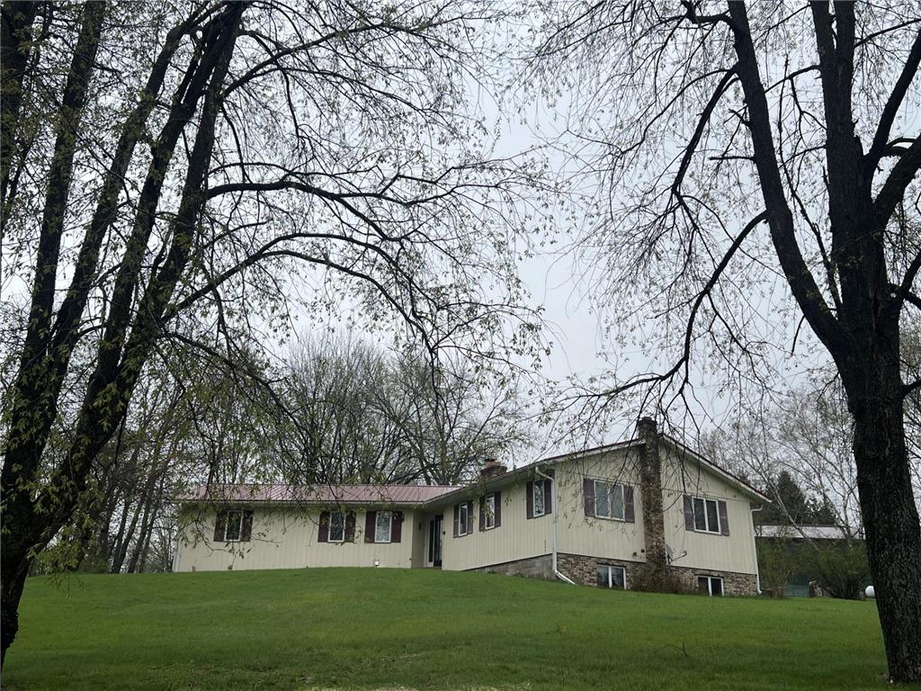 2114 Jannsen Court Menomonie WI 54751 7063745 image1