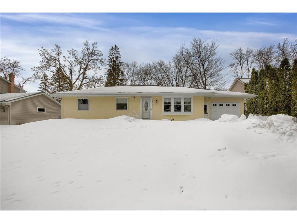 2114 Mapleview Avenue Maplewood MN 55109 6345347 image1