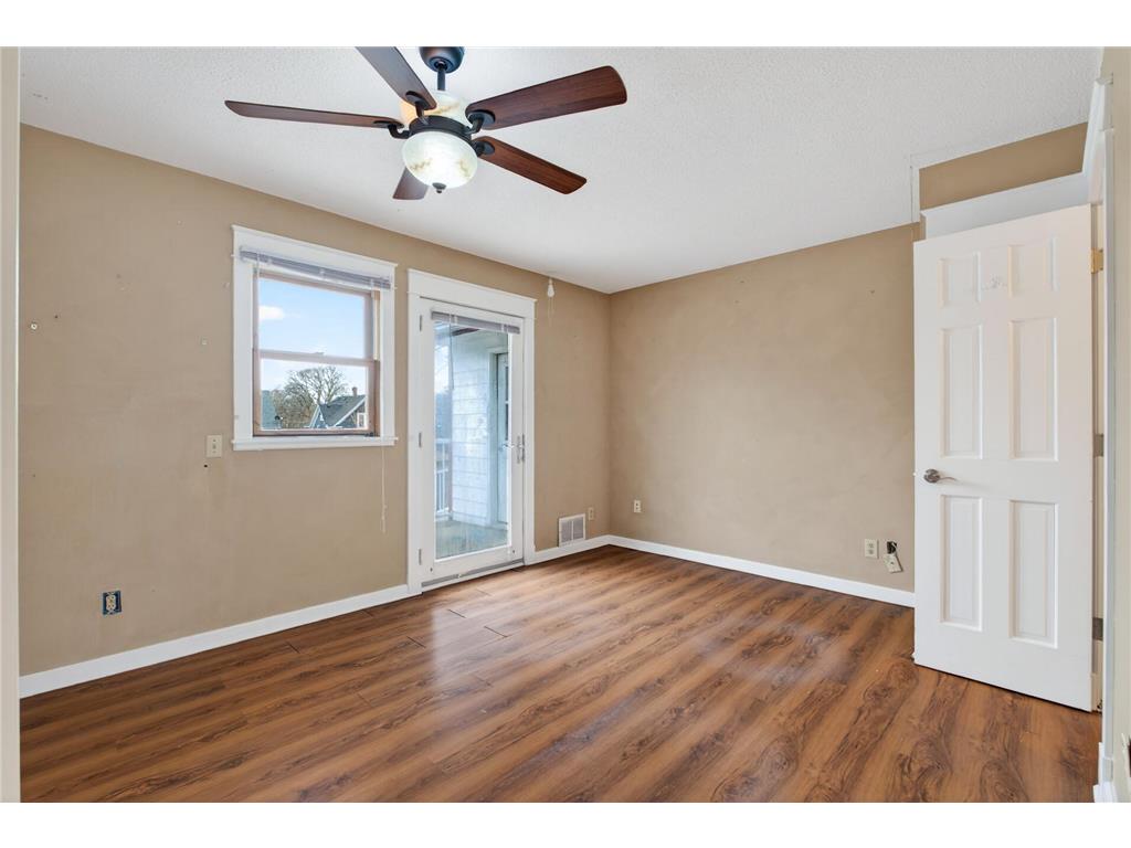 2114 Queen Avenue N Minneapolis MN 55411 7095077 image20