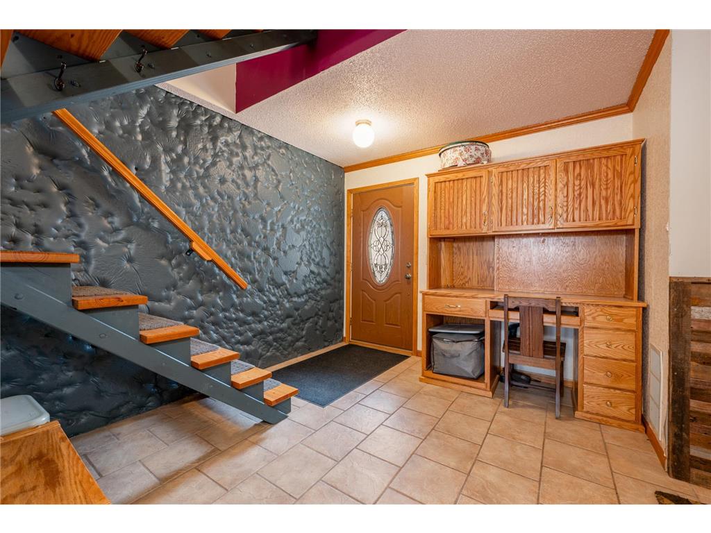 2114 SW 3rd Avenue Grand Rapids MN 55744 7049000 image13