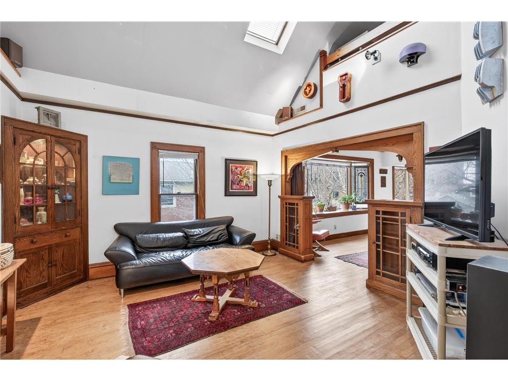 2115-2117 Aldrich Avenue N Minneapolis MN 55411 7042470 image1