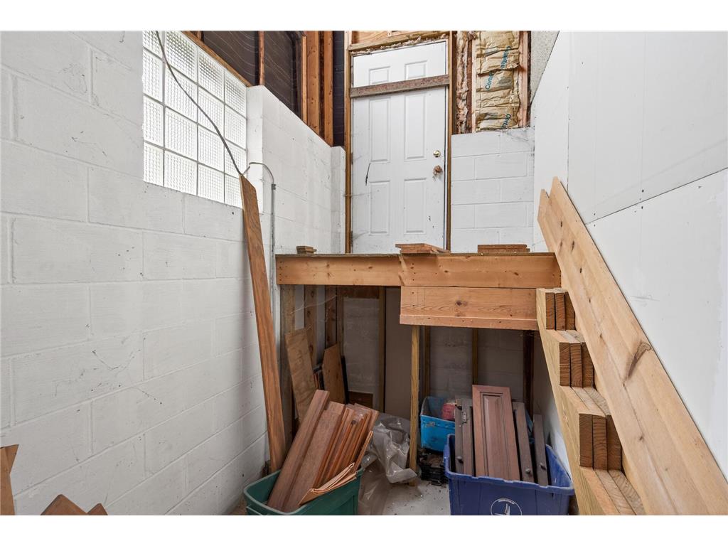 2115-2117 Aldrich Avenue N Minneapolis MN 55411 7042470 image20