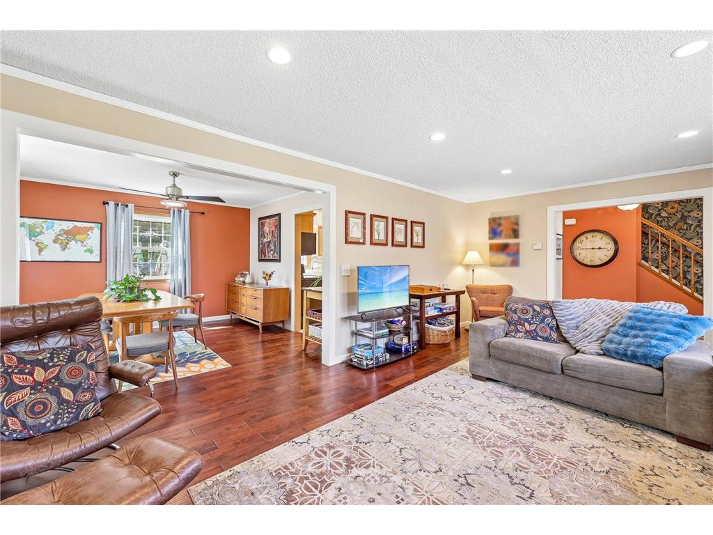 2115 Decatur Avenue N Golden Valley MN 55427 7061015 image14