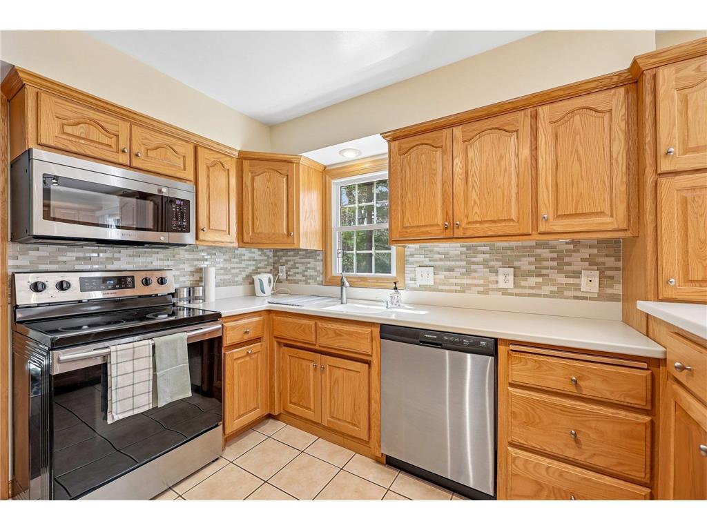 2115 Decatur Avenue N Golden Valley MN 55427 7061015 image19