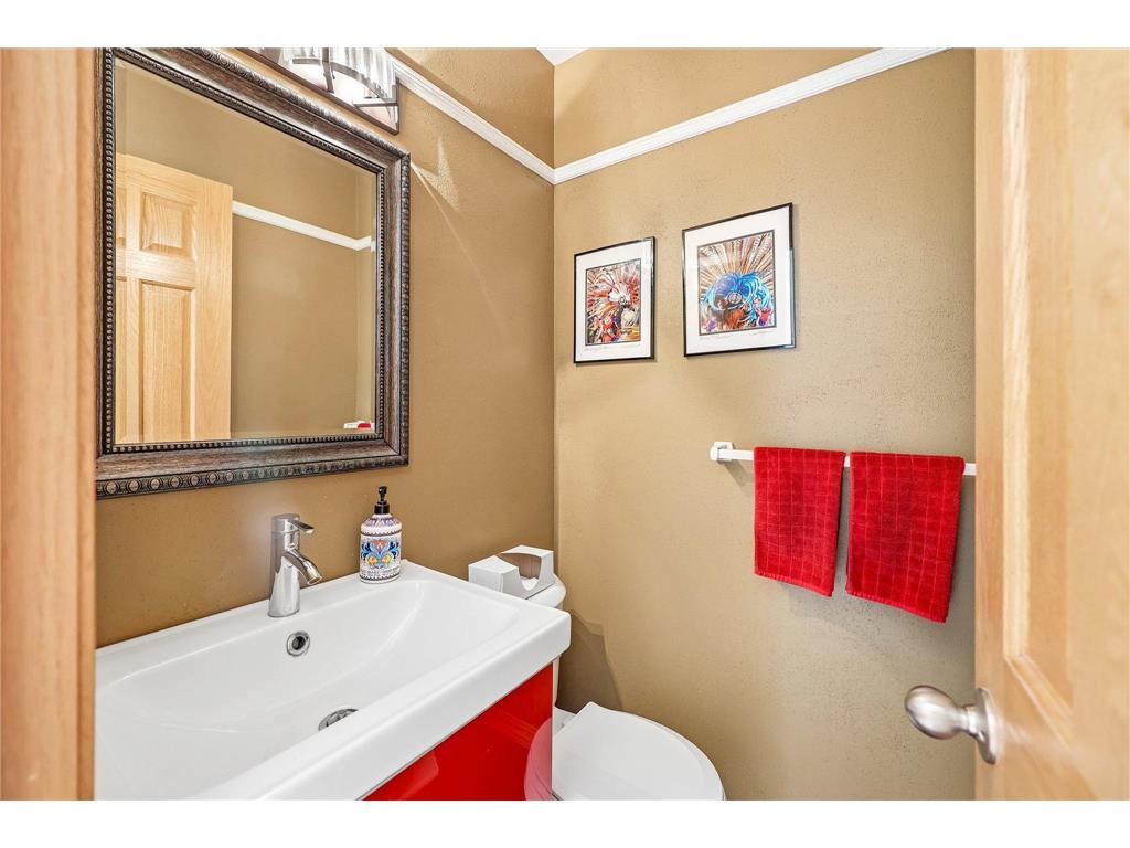2115 Decatur Avenue N Golden Valley MN 55427 7061015 image24