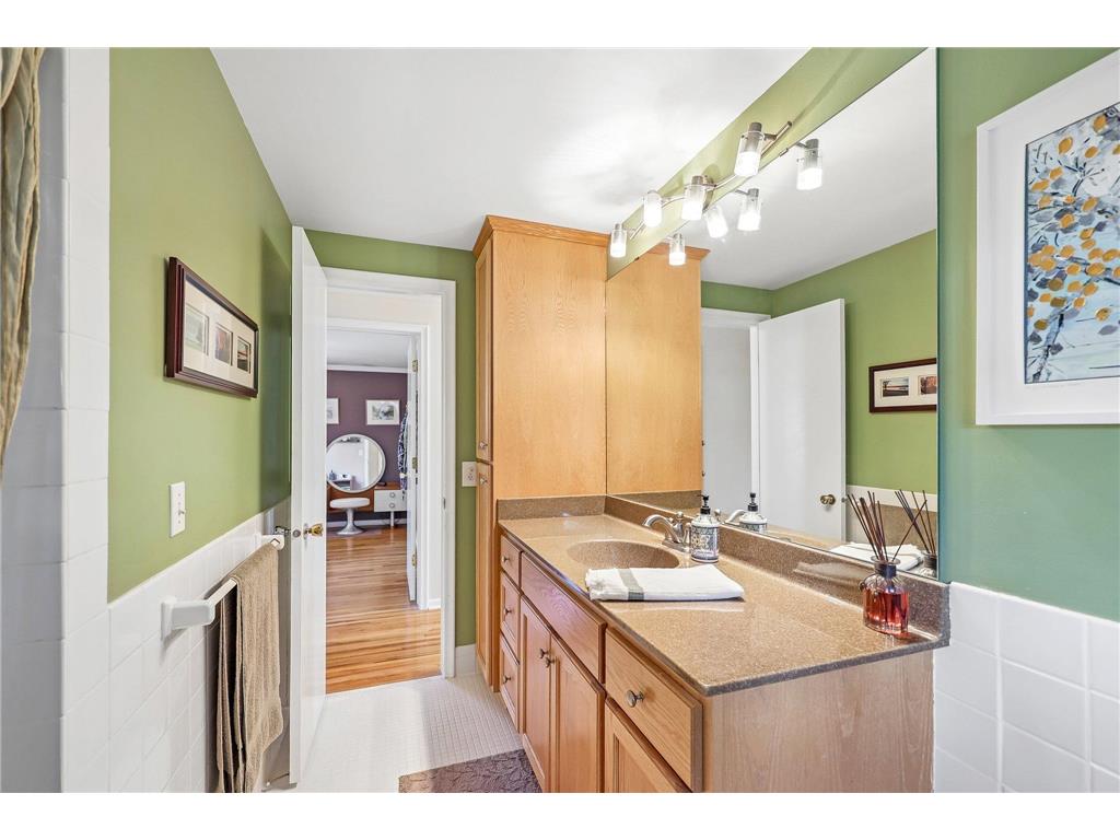 2115 Decatur Avenue N Golden Valley MN 55427 7061015 image30