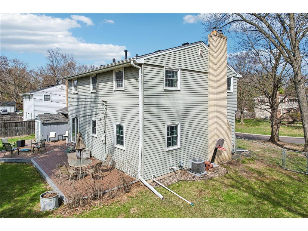 2115 Decatur Avenue N Golden Valley MN 55427 7061015 image54