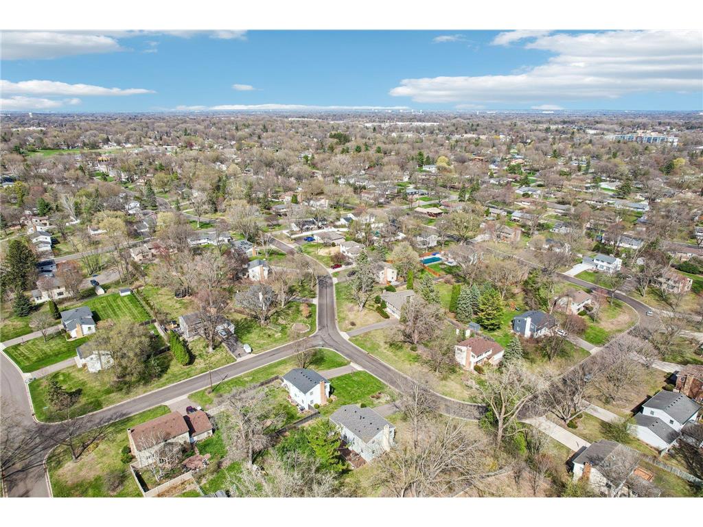 2115 Decatur Avenue N Golden Valley MN 55427 7061015 image59