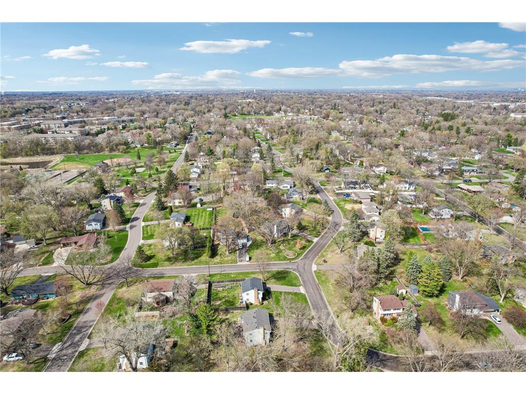 2115 Decatur Avenue N Golden Valley MN 55427 7061015 image60