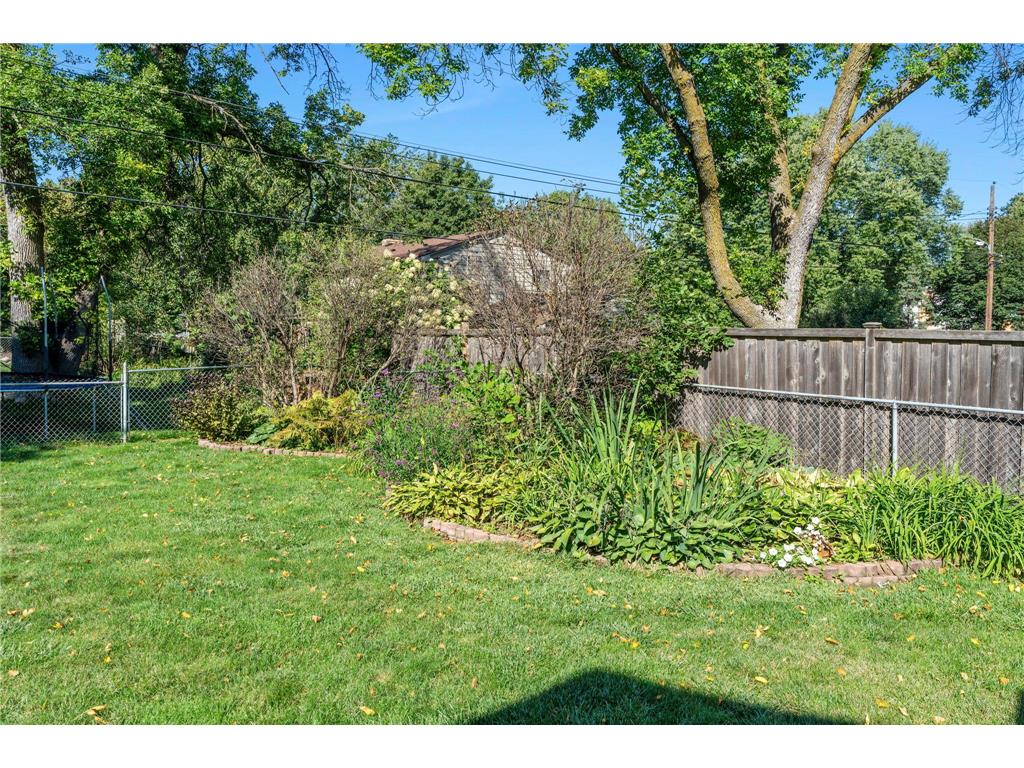 2115 Decatur Avenue N Golden Valley MN 55427 7061015 image81