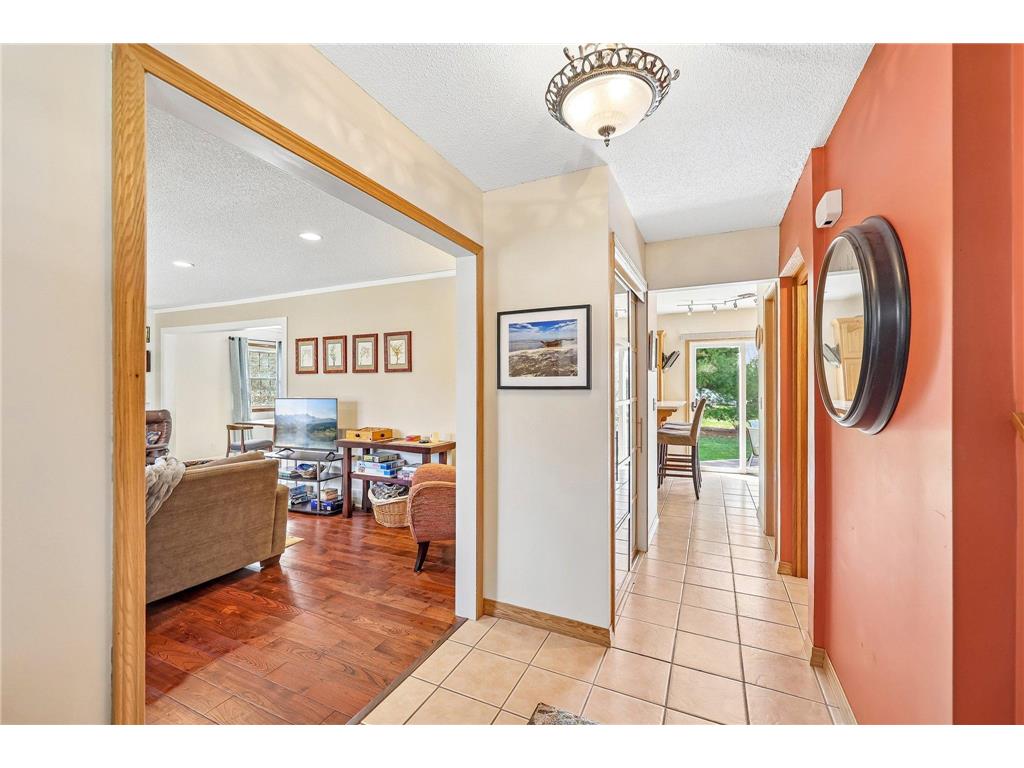 2115 Decatur Avenue N Golden Valley MN 55427 7061015 image9