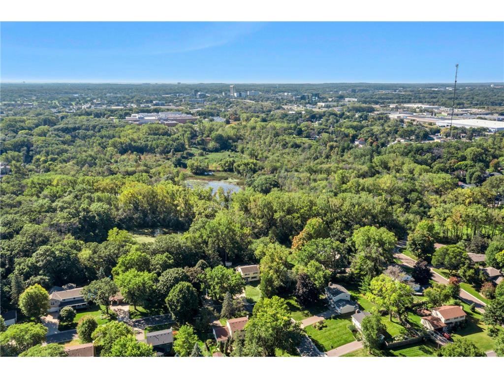2115 Decatur Avenue N Golden Valley MN 55427 7061015 image92