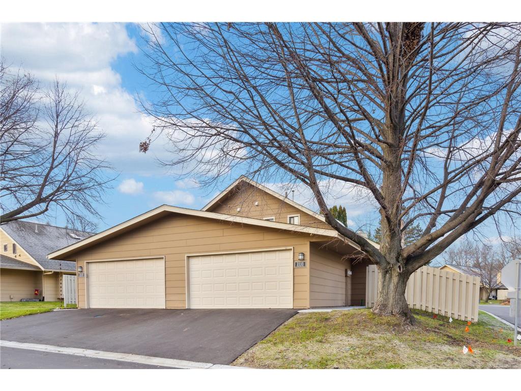 2115 Kings Valley Road, Golden Valley, MN, 55427 MLS 6462026 Edina