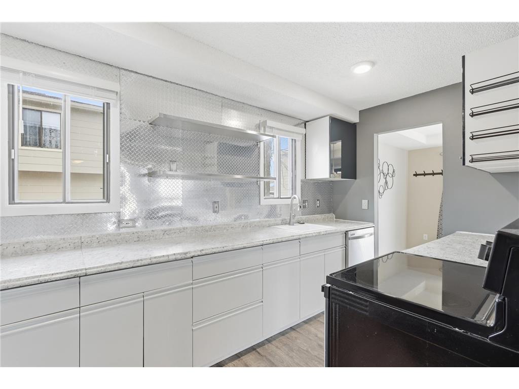 2115 Marquis Road Golden Valley MN 55427 7061771 image15
