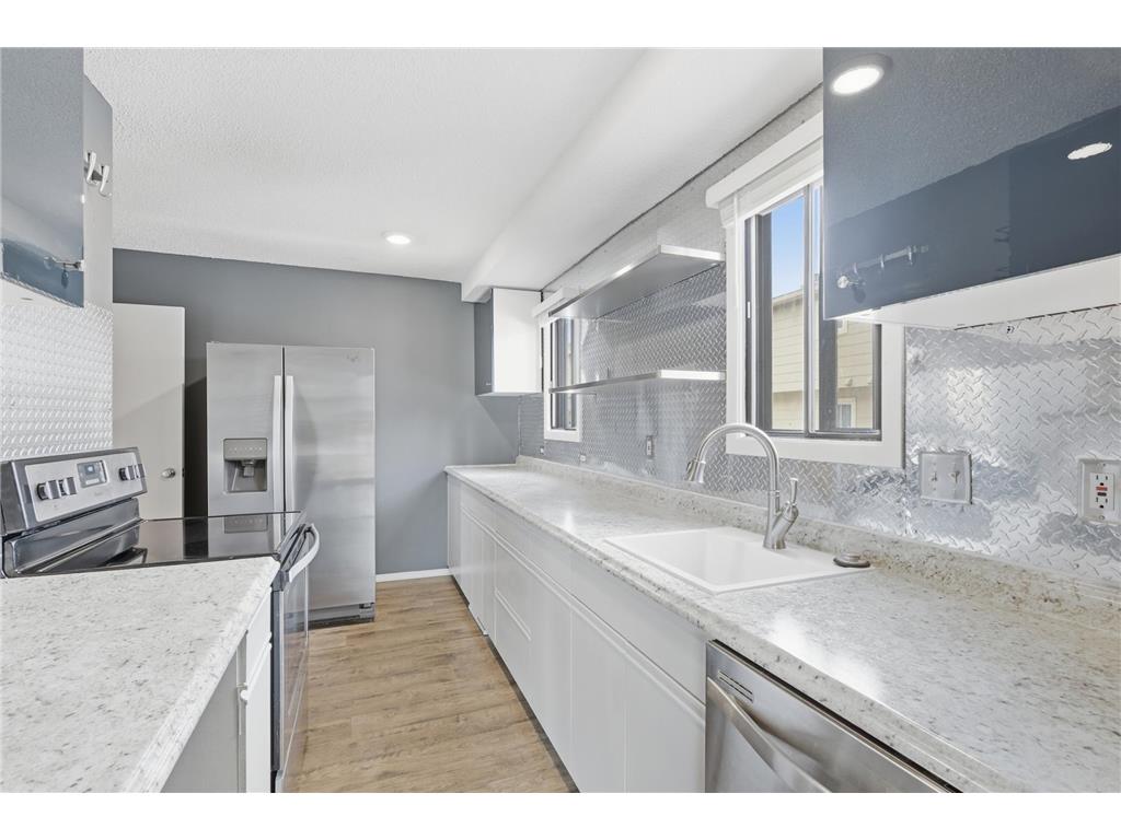 2115 Marquis Road Golden Valley MN 55427 7061771 image16