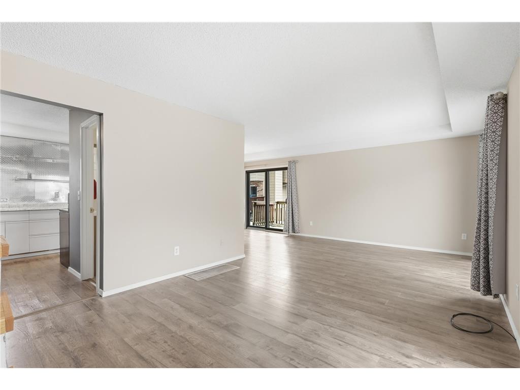 2115 Marquis Road Golden Valley MN 55427 7061771 image4