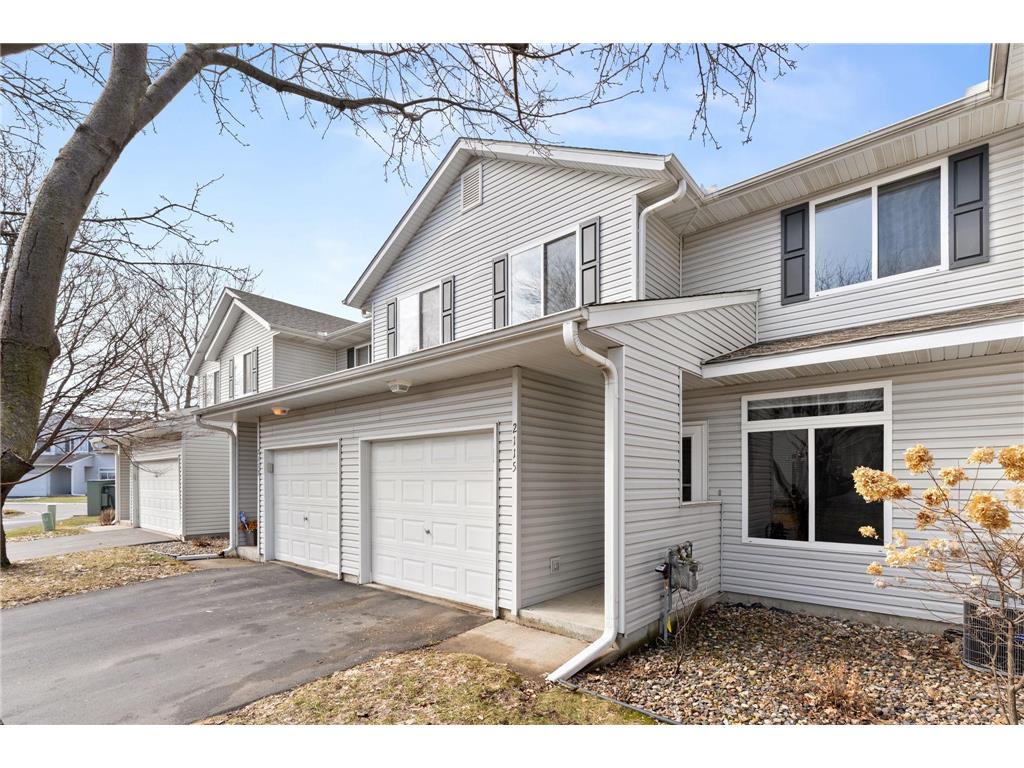 2115 Parkway Avenue Shakopee MN 55379 7010234 image1