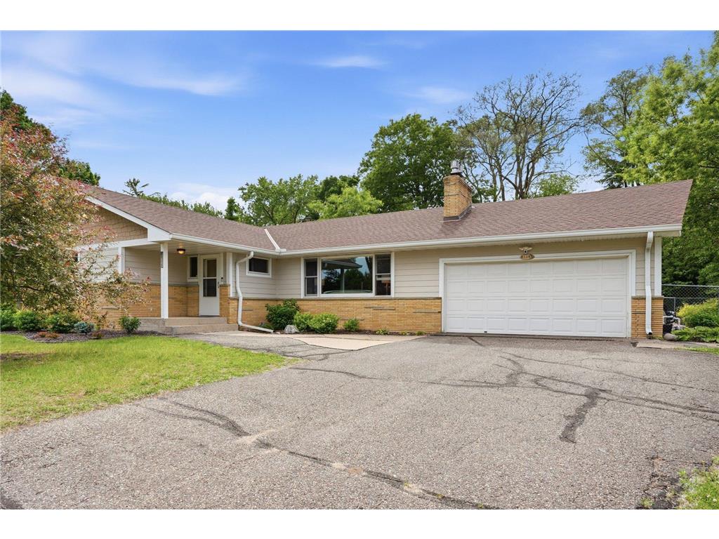 2115 Toledo Avenue N Golden Valley MN 55422 - Bassett Creek 7083388 image1