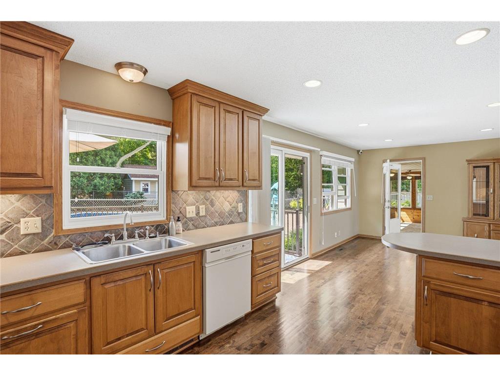 2115 Toledo Avenue N Golden Valley MN 55422 - Bassett Creek 7083388 image12