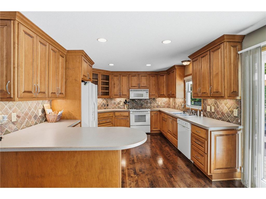 2115 Toledo Avenue N Golden Valley MN 55422 - Bassett Creek 7083388 image14