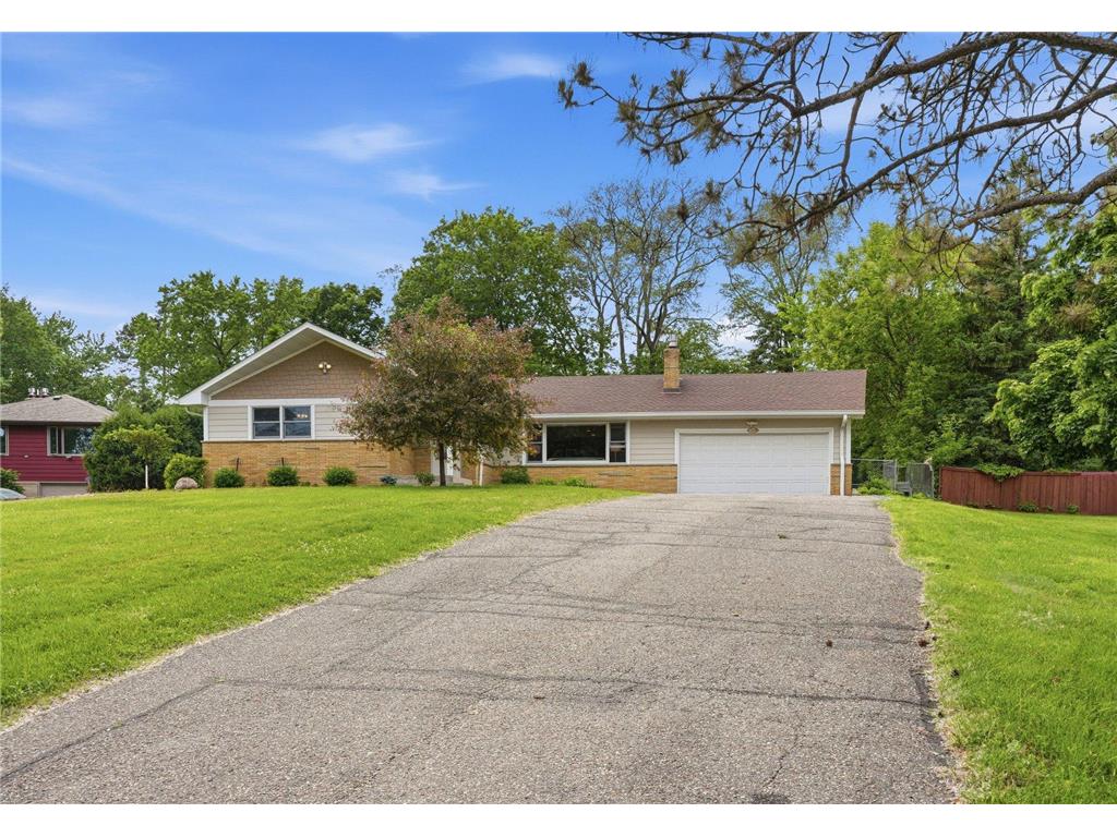 2115 Toledo Avenue N Golden Valley MN 55422 - Bassett Creek 7083388 image2
