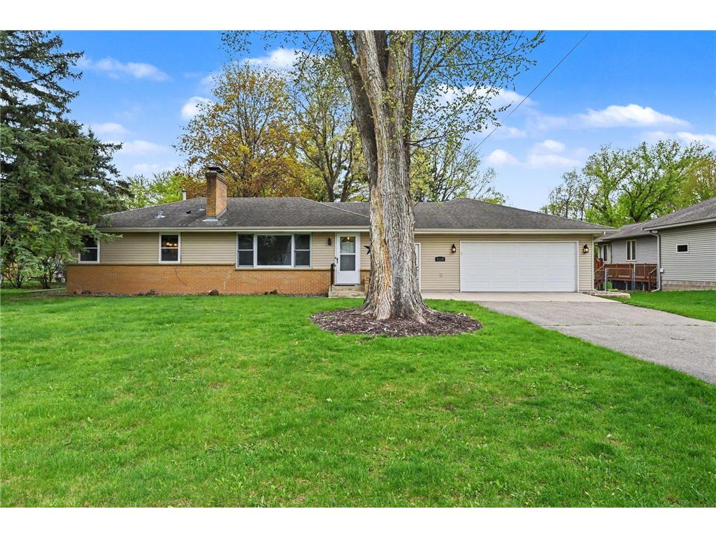 2115 W 105th Street Bloomington MN 55431 7066160 image1